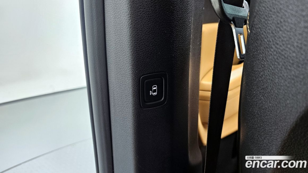 Kia Carnival 9-Seater Noblesse, 2022