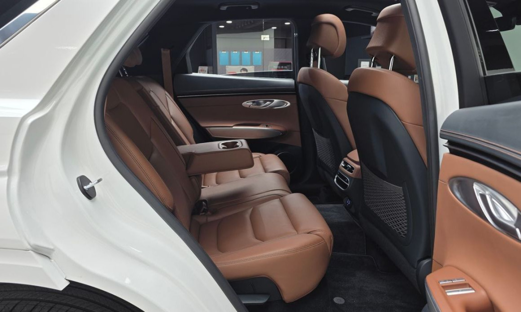 Genesis GV70 2.5T Gasoline AWD, 2024