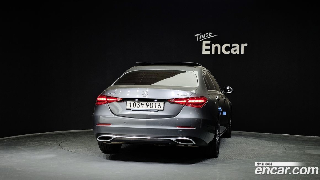 Mercedes-Benz C-Class C300 4MATIC Avantgarde, 2024