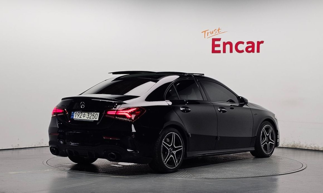 Mercedes-Benz A-Class AMG A35 4MATIC Sedan, 2022