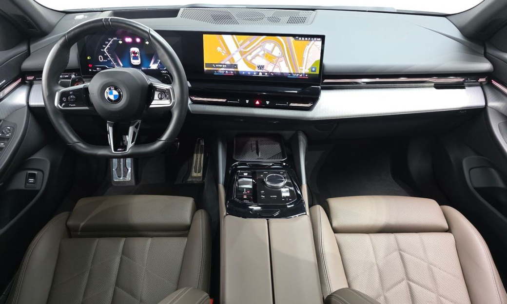 BMW 5-Series 520i M Sport, 2024