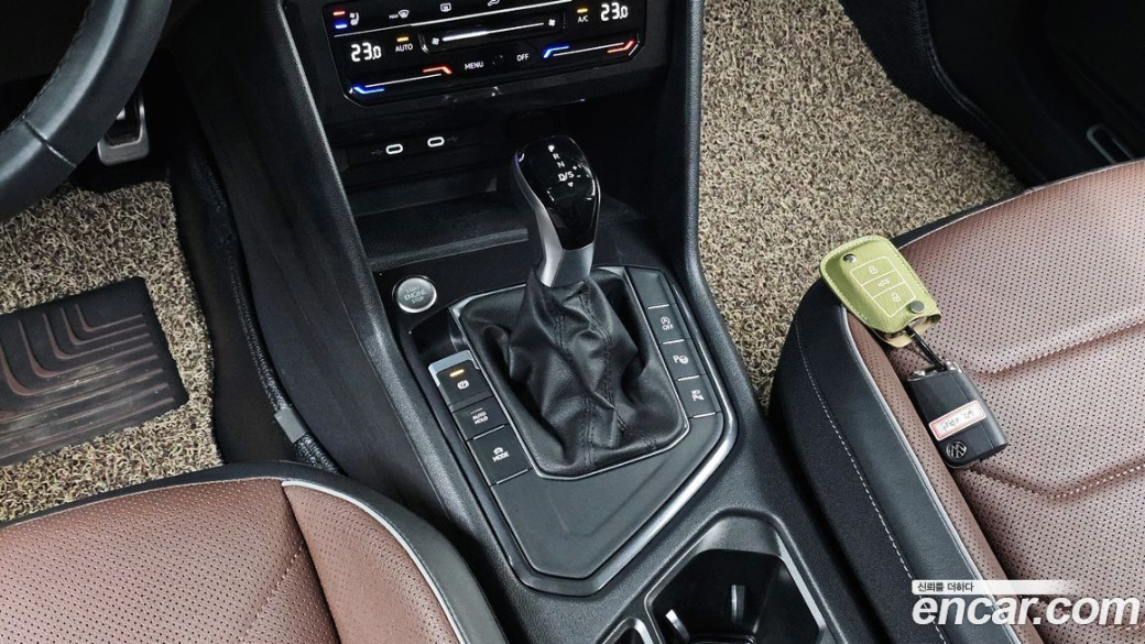 Volkswagen Tiguan 2.0 TSI Prestige, 2024