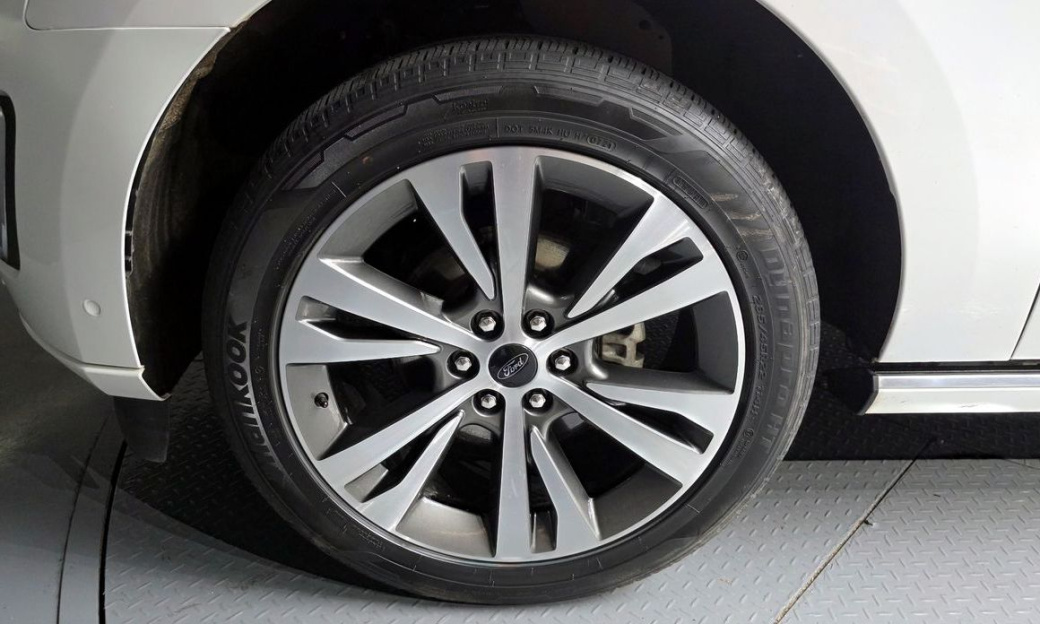 Ford Expedition Platinum 4WD, 2021