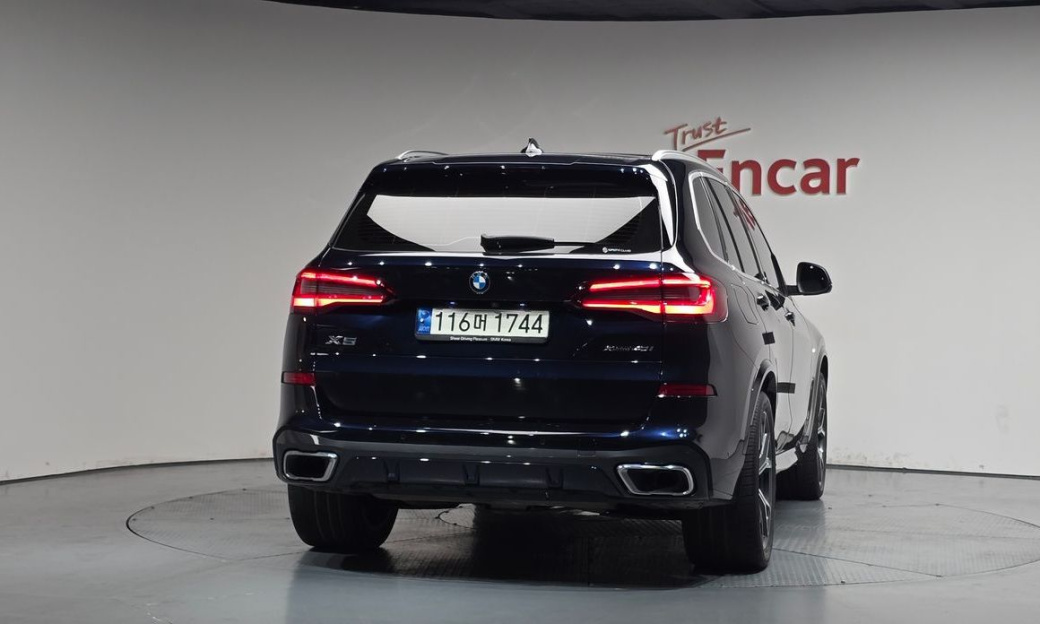 BMW X5 xDrive 40i M Sport, 2022