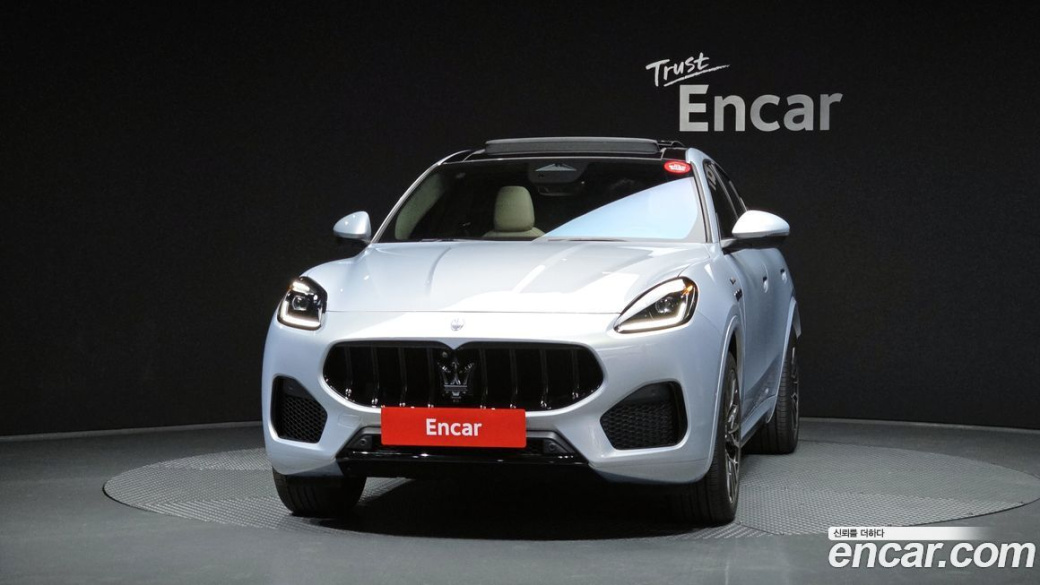 Maserati Grecale 2.0 AWD Modena, 2023