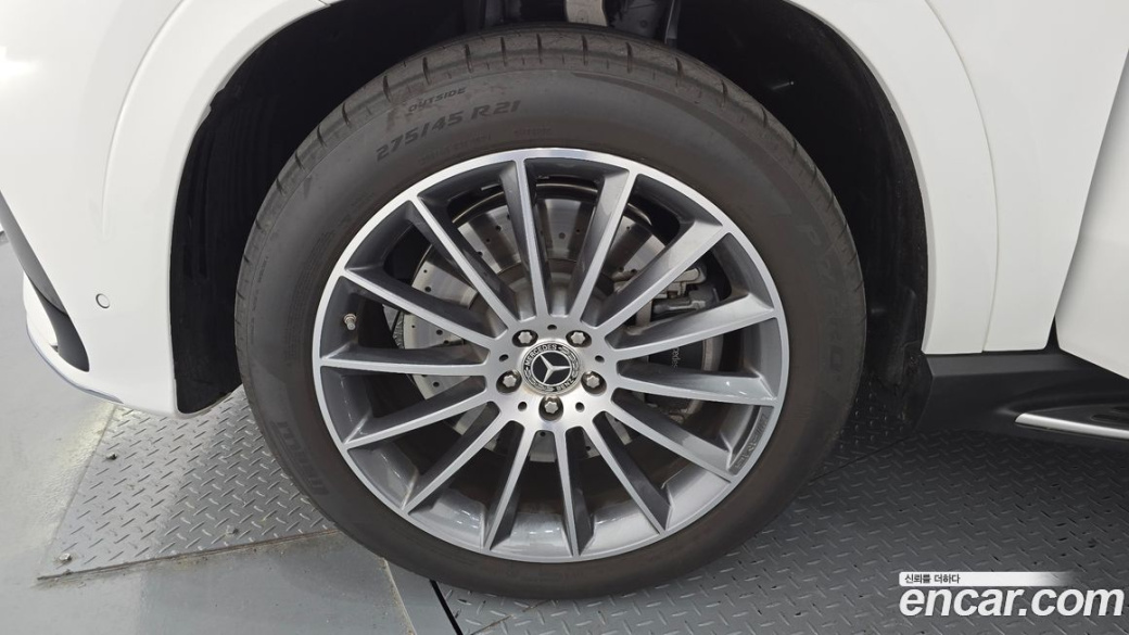 Mercedes-Benz GLE-Class GLE450 4MATIC, 2025