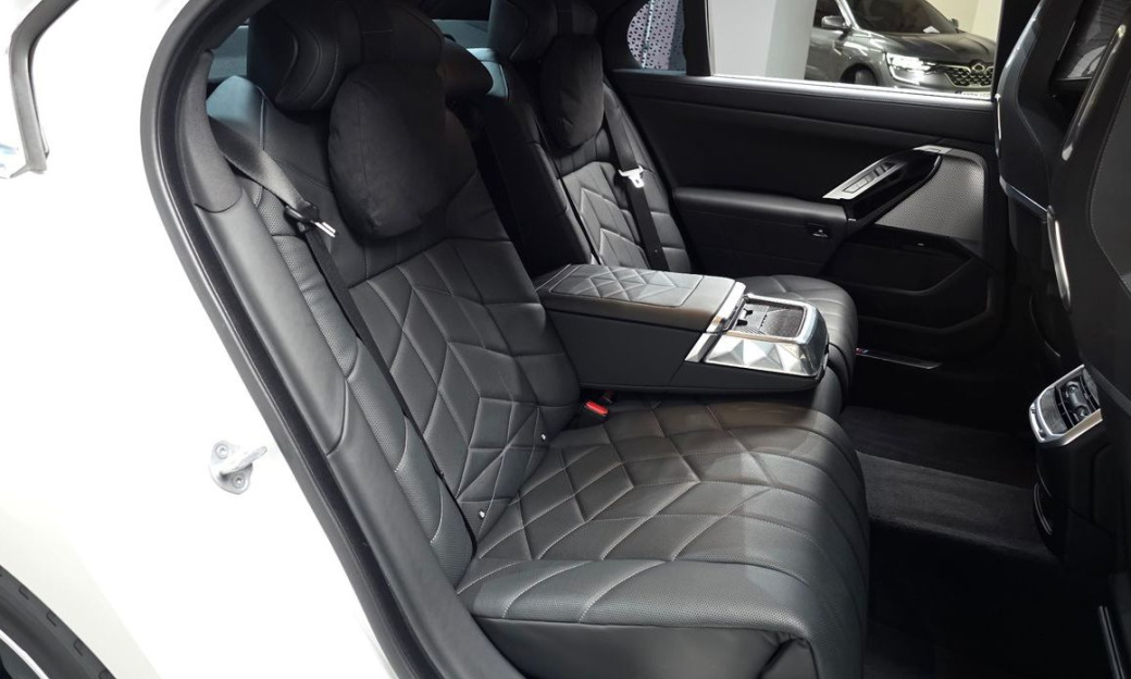BMW 7-Series 740i xDrive M Sport, 2024
