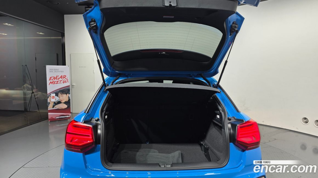 Audi Q2 35 TDI Premium, 2023