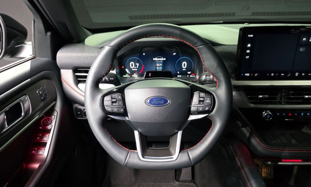 Ford Explorer 2.3 ST-Line 4WD, 2025