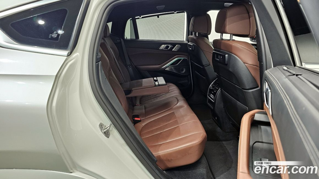 BMW X6 xDrive40i M Sport, 2021