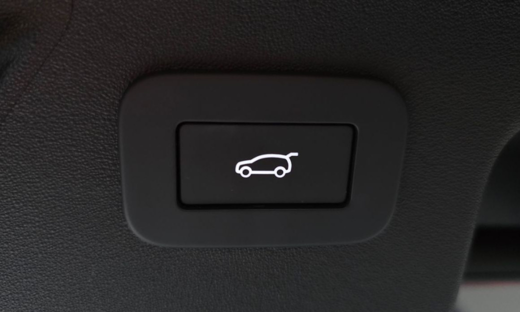 Land Rover Discovery Sport P250 Dynamic SE, 2025