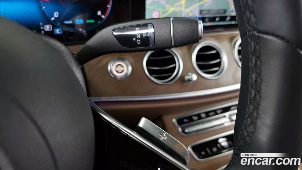 Mercedes-Benz E-Class E220d 4MATIC Exclusive, 2023