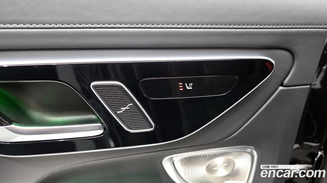Mercedes-Benz GLC-Class GLC300 4MATIC AMG Line, 2023
