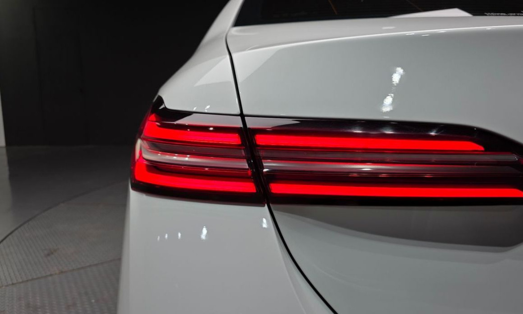 BMW 5-Series 520i M Sport, 2025