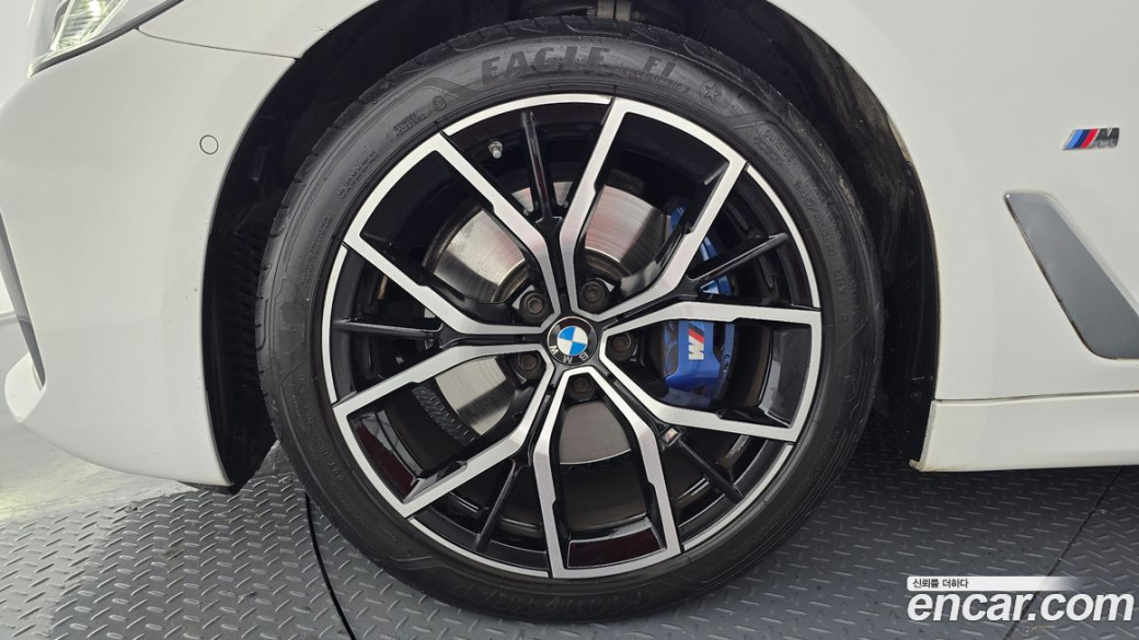 BMW 5-Series 530i M Sport Package, 2022