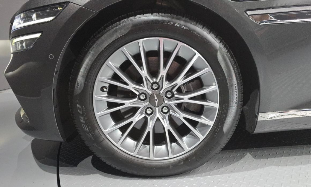 Genesis G80 Gasoline 2.5 Turbo AWD, 2023