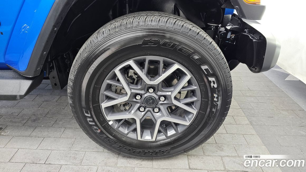 Jeep Wrangler 2.0 Sahara 4Door, 2024