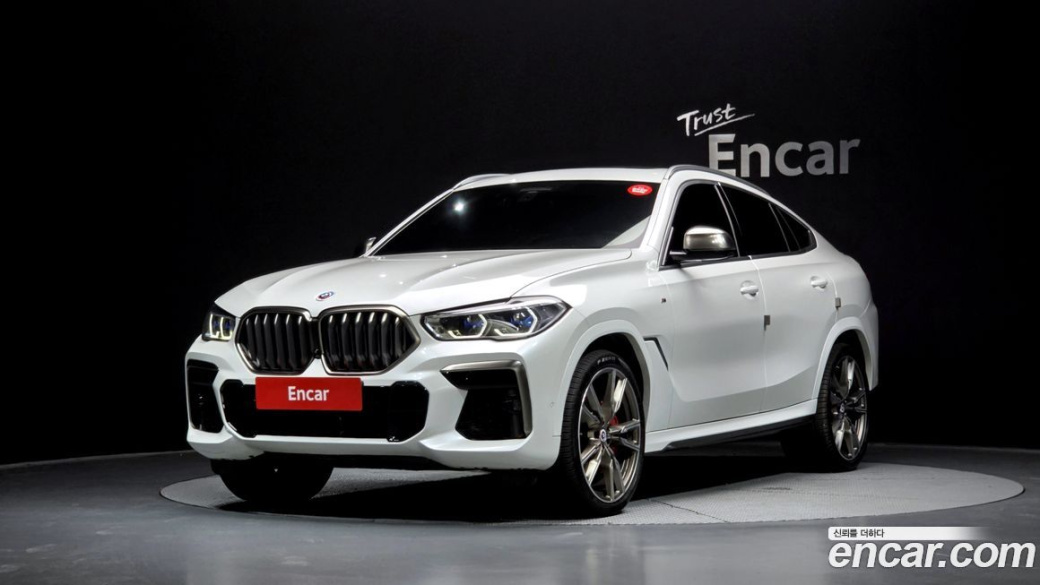 BMW X6 M50i, 2023