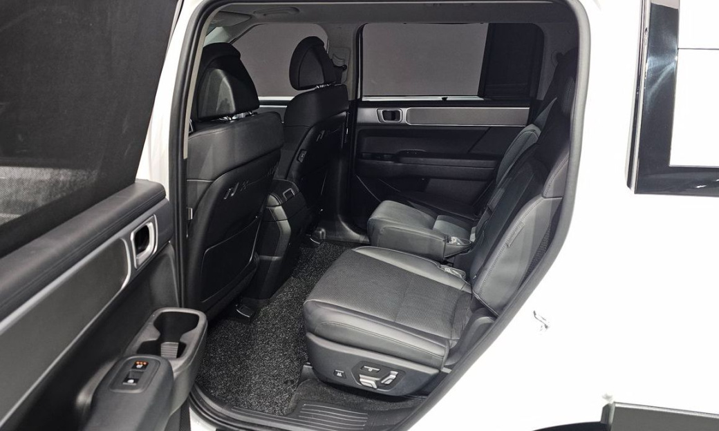 Hyundai Santafe Gasoline 2.5T 2WD, 2024