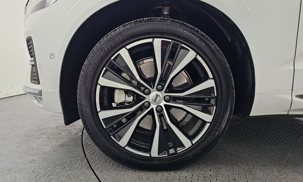 Volvo XC60 B6 Ultimate Bright, 2023