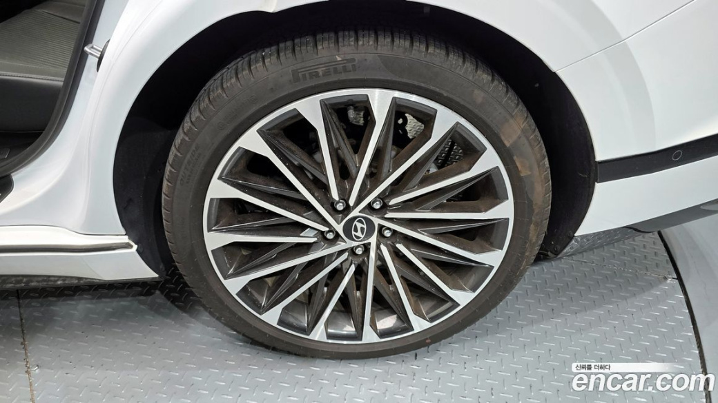 Hyundai Grandeur 2,5 Gasoline 2WD, 2023