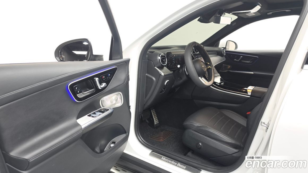 Mercedes-Benz GLC-Class GLC300 4MATIC AMG Line, 2024