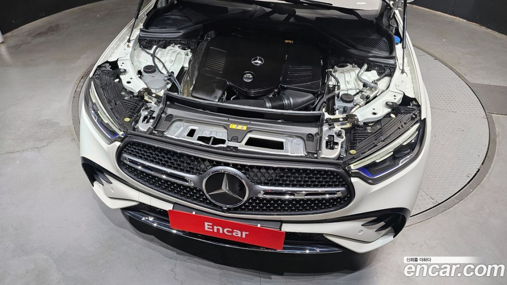 Mercedes-Benz GLC-Class GLC300 4MATIC AMG Line, 2024