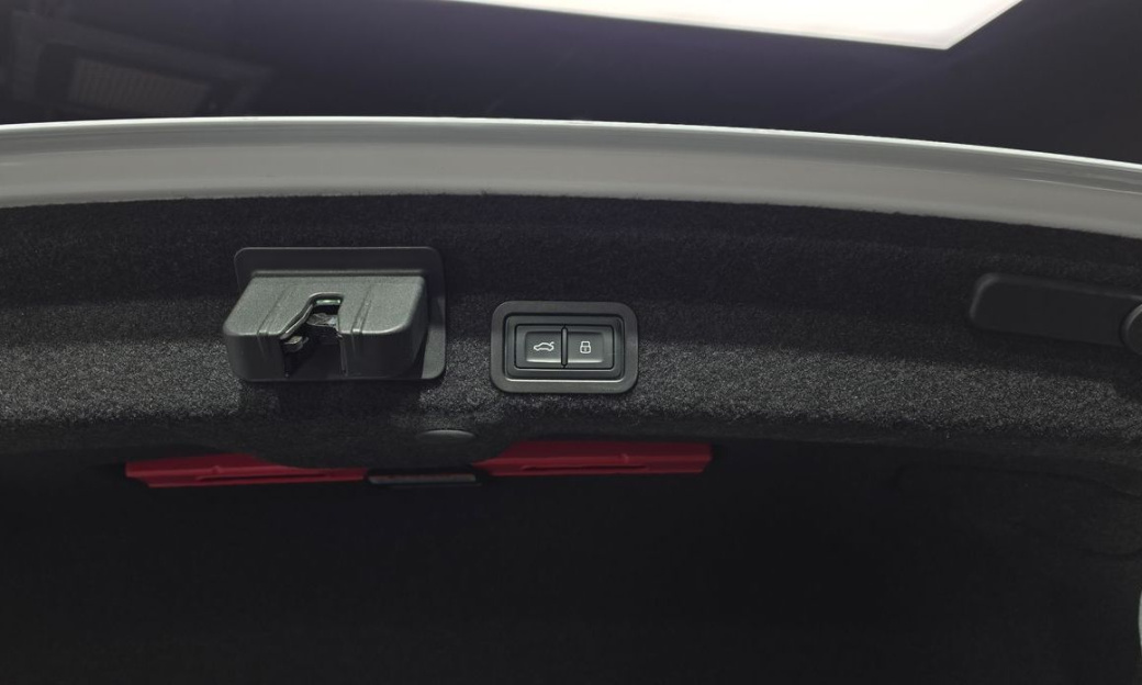 Audi A6 40 TDI Quattro Premium, 2023