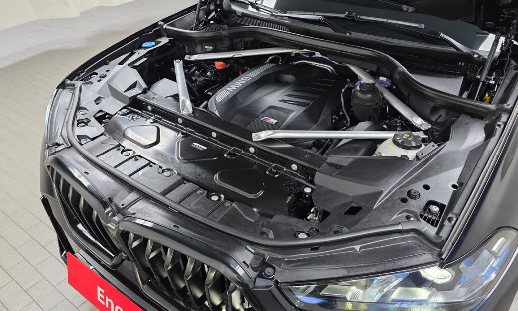 BMW X6 xDrive40i M Sport, 2025