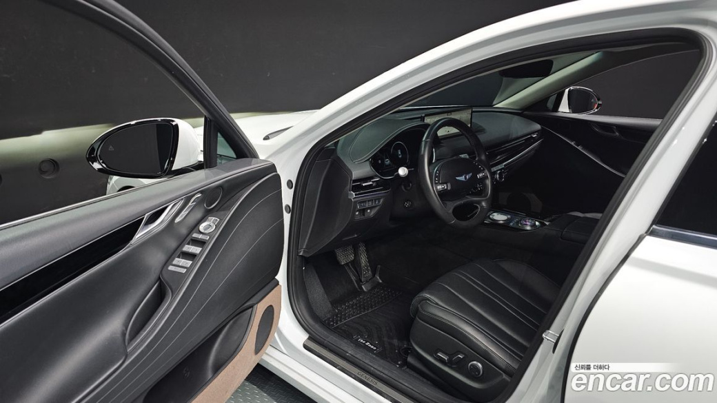 Genesis G80 Gasoline 2.5 Turbo AWD, 2022