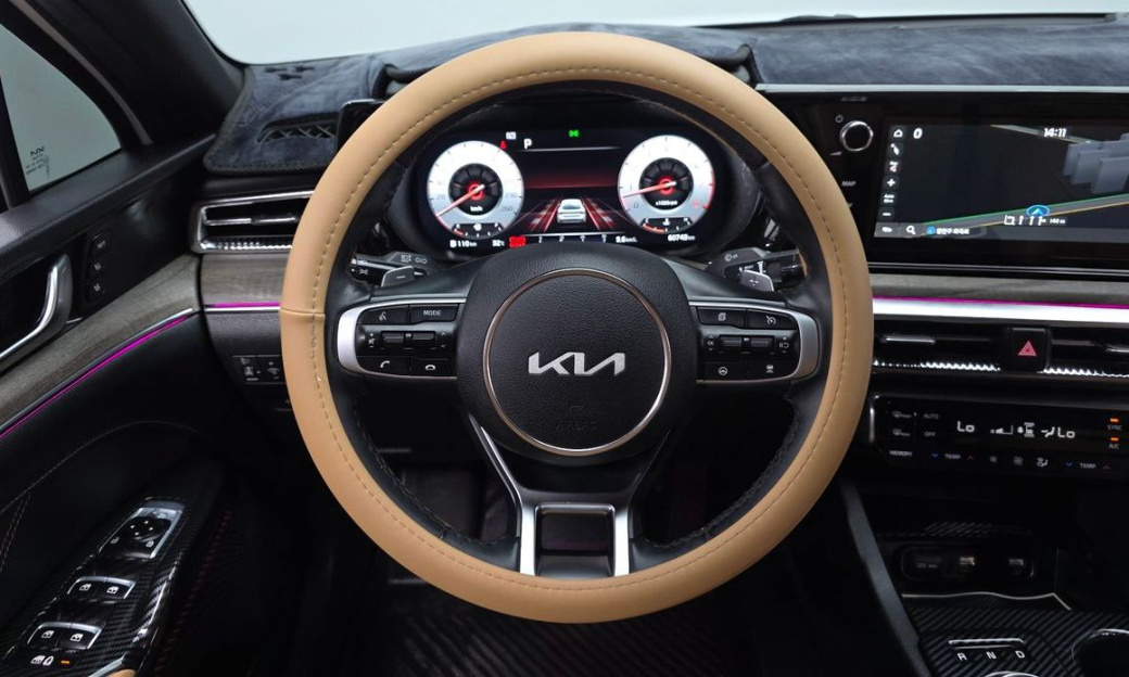 Kia K5 2.0, 2023