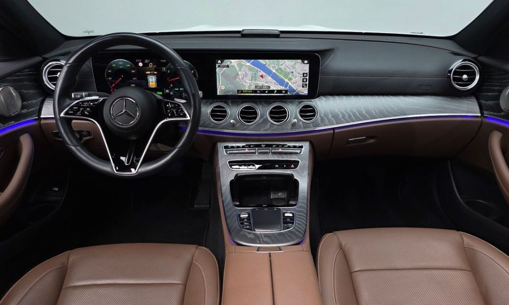 Mercedes-Benz E-Class E350 4MATIC Avantgarde, 2022