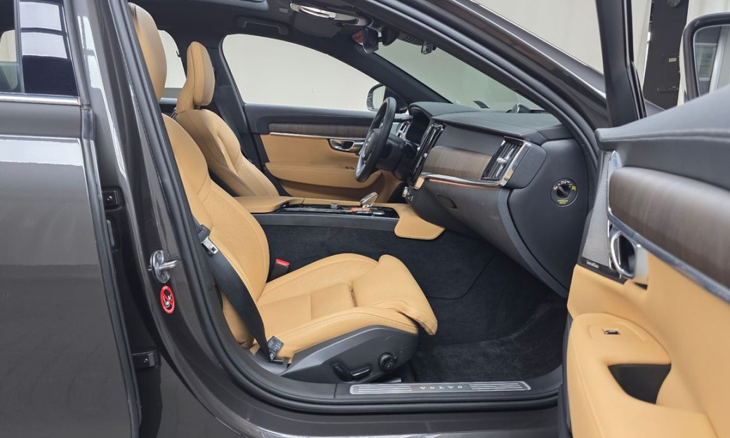Volvo S90 B6 AWD Ultimate Bright, 2023