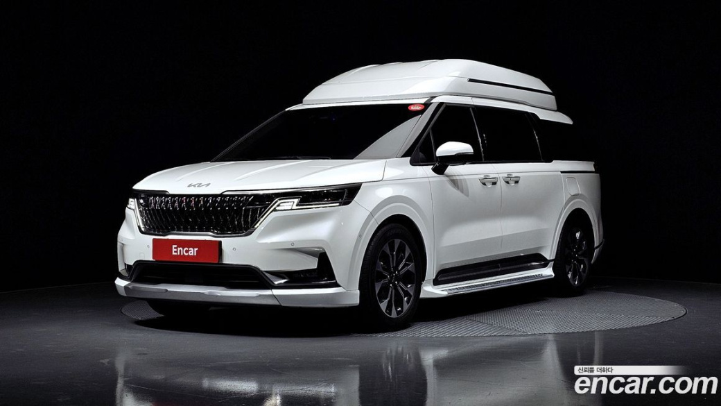 Kia Carnival 9-Seater Hi-Limousine, 2022