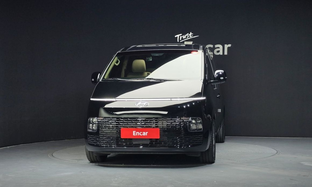 Hyundai Staria Tourer 9-Seater, 2023