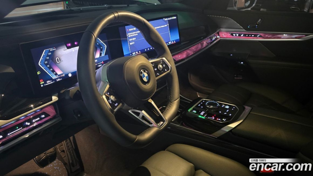 BMW 7-Series 740i xDrive M Sport, 2025