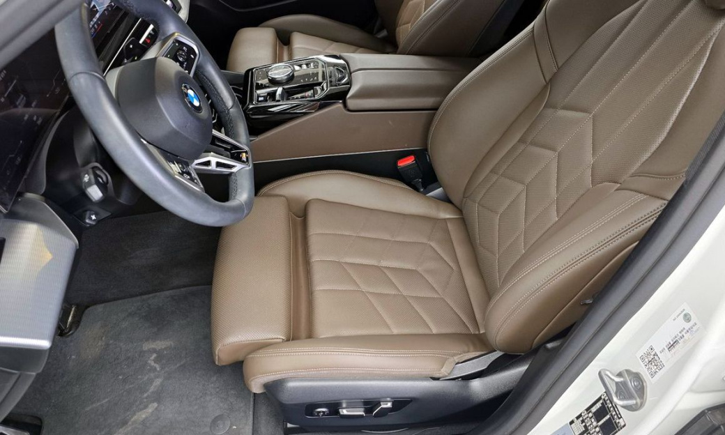 BMW 5-Series 520i M Sport, 2024