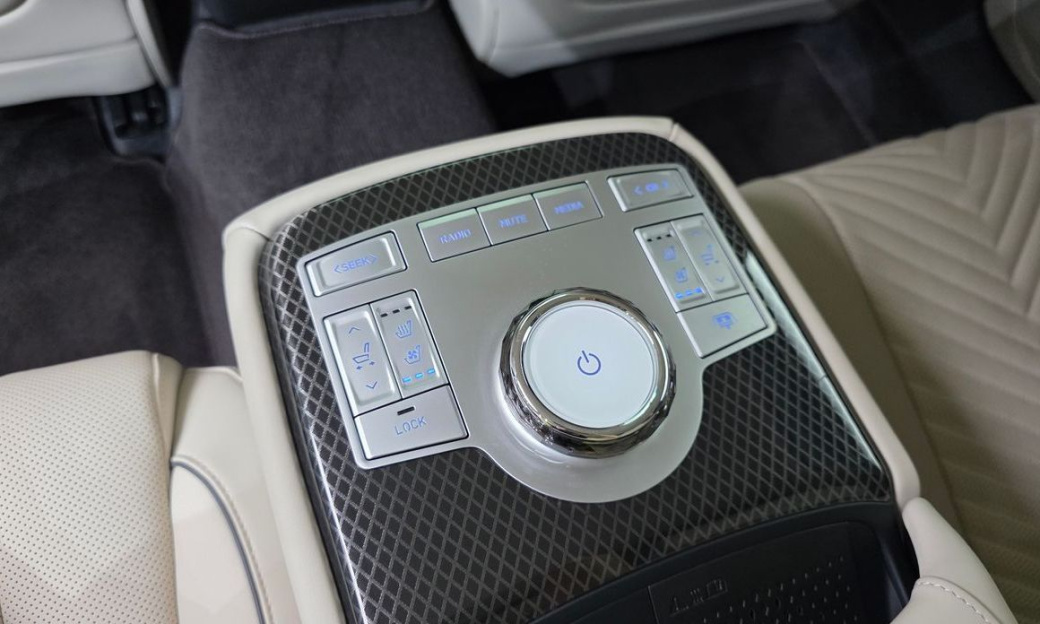 Genesis G80 Gasoline 2.5 Turbo AWD, 2024