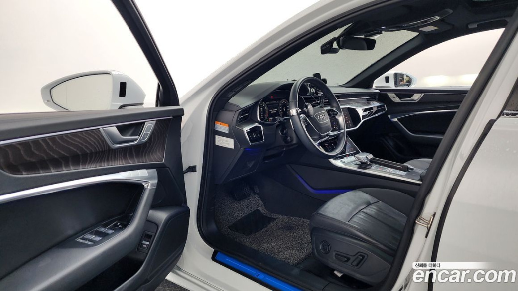 Audi A6 45 TFSI Premium, 2022