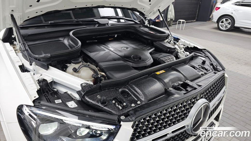 Mercedes-Benz GLE-Class GLE450 4MATIC, 2025