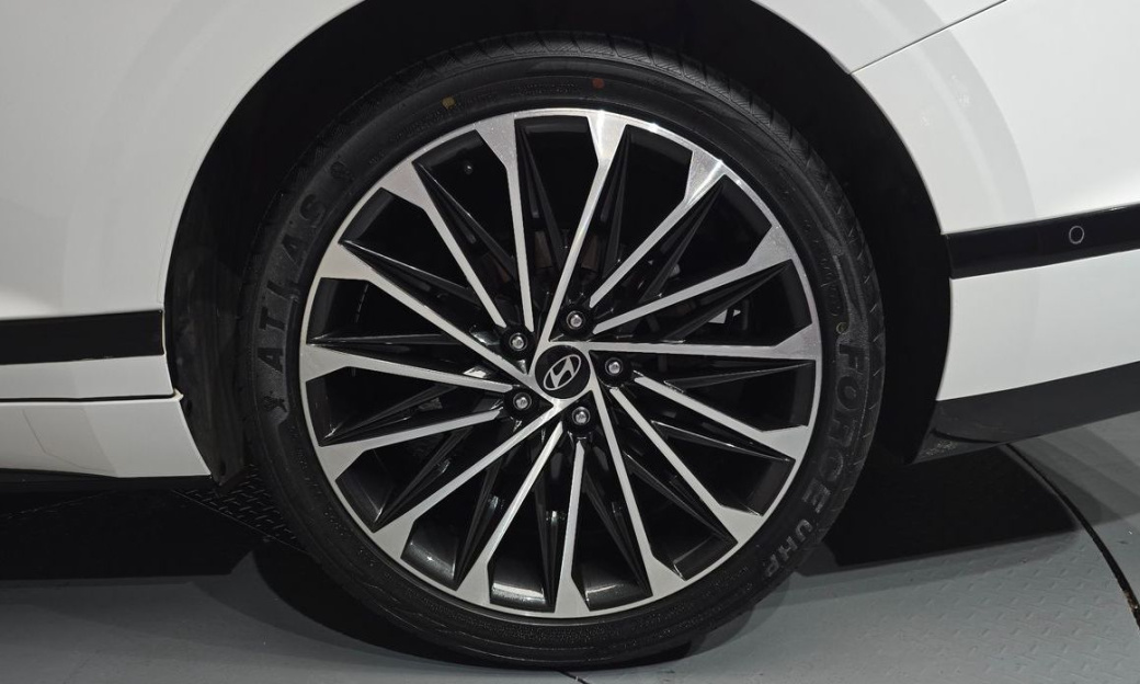 Hyundai Grandeur 2,5 Gasoline 2WD, 2024