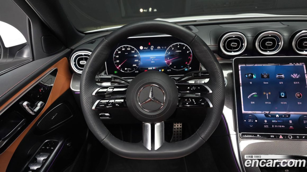 Mercedes-Benz C-Class C300 4MATIC AMG Line, 2023