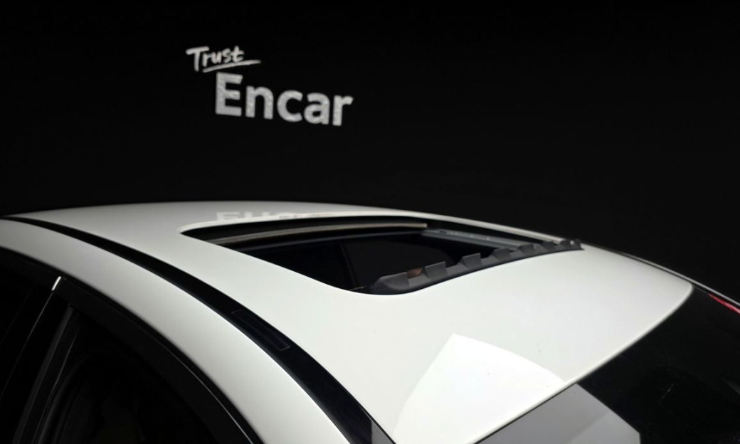 Mercedes-Benz E-Class E250 AMG Line, 2023