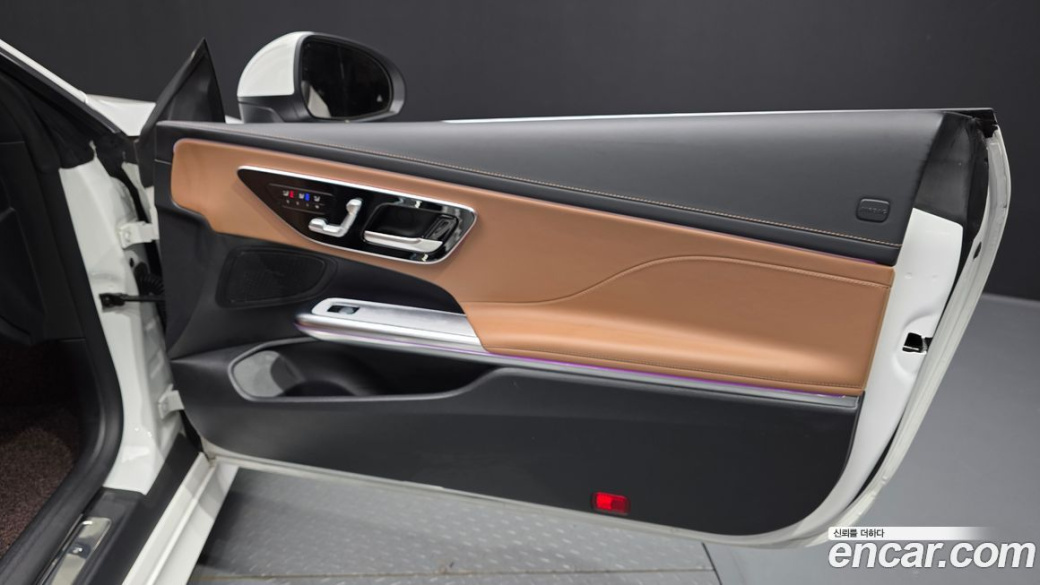 Mercedes-Benz CLE-Class CLE200 Cabriolet, 2024