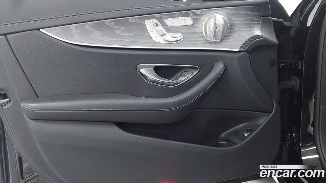 Mercedes-Benz E-Class E350 4MATIC Exclusive, 2023