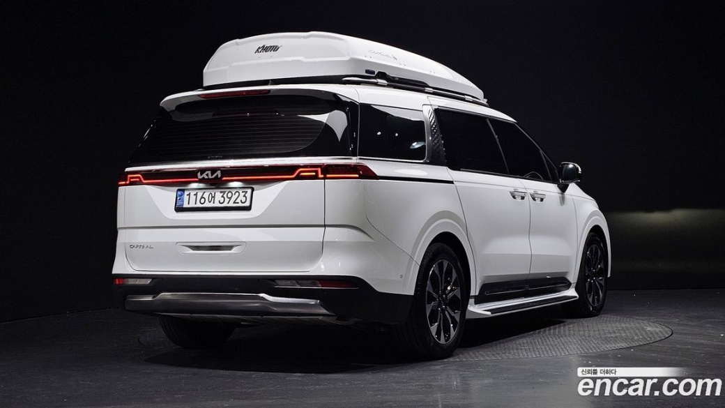 Kia Carnival 9-Seater Signature, 2023