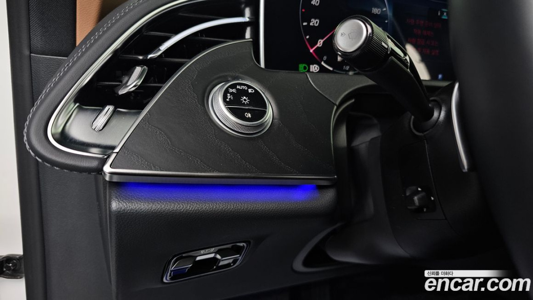 Mercedes-Benz E-Class E200 Avantgarde, 2024