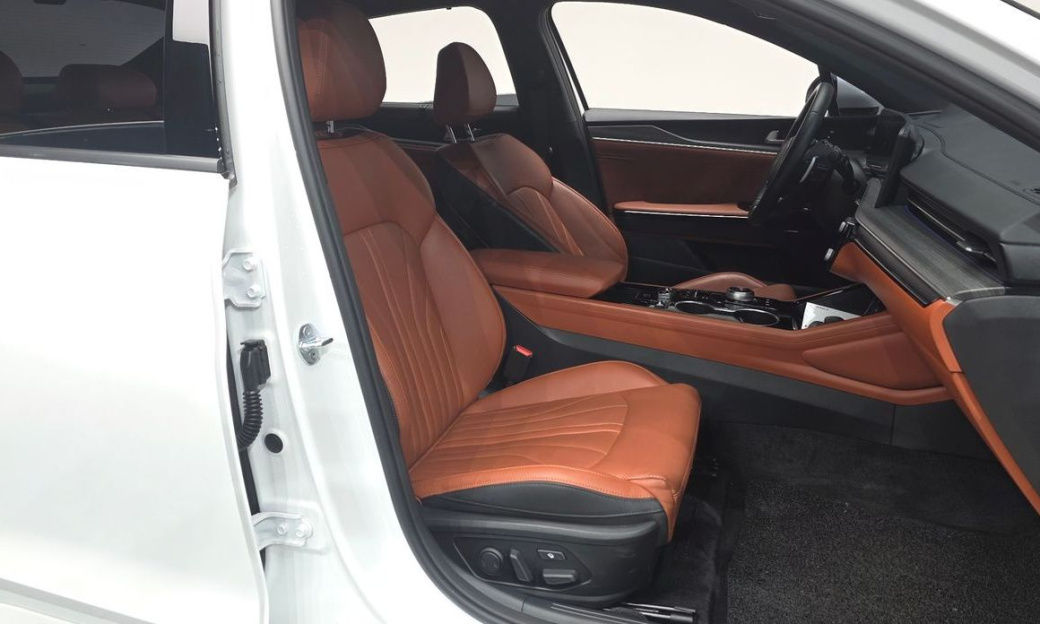 Kia K5 1.6 Turbo, 2024
