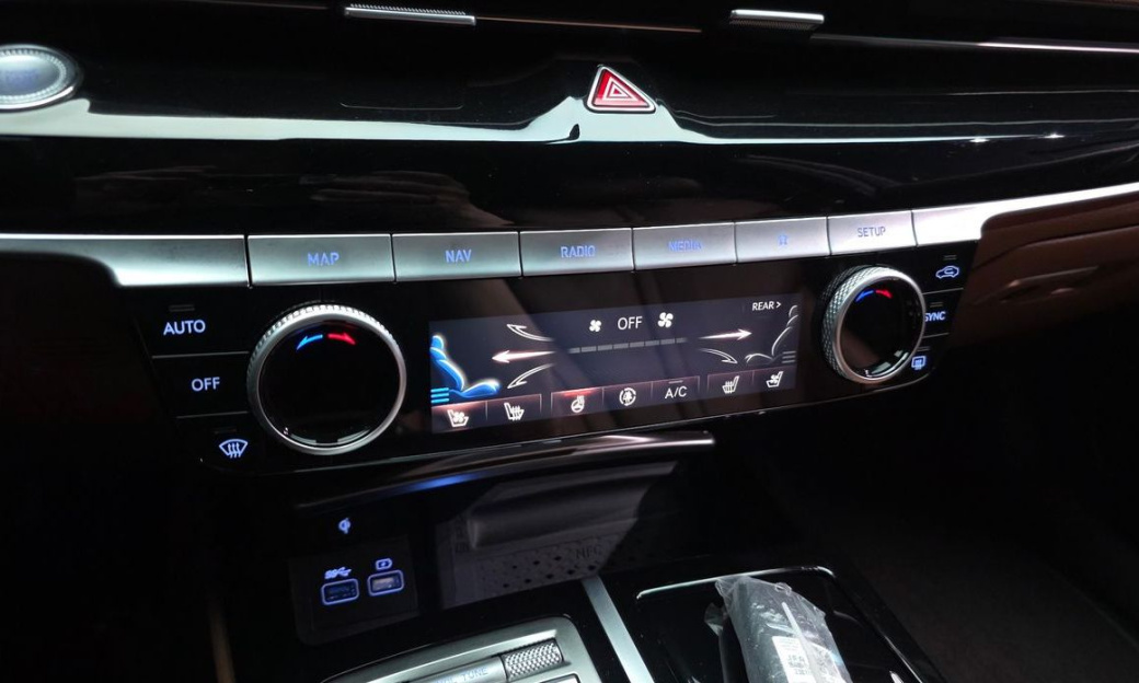 Genesis G80 Gasoline 2.5 Turbo AWD, 2023