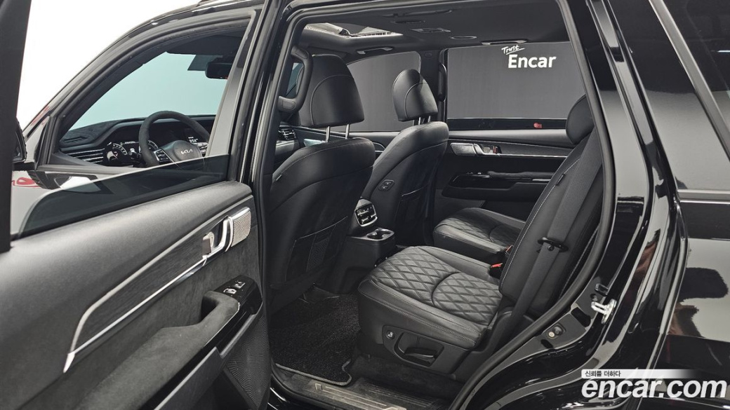 Kia Mohave Diesel 3.0 4WD 6-Seater, 2022